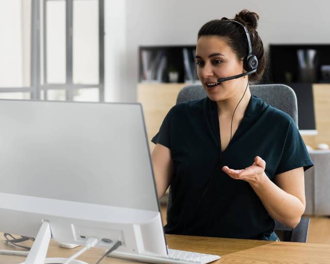 When it comes to Al virtual assistant versus human virtual assistant, it boils down to precision and authenticity. Alas, they can be complementary tools for efficiency and speedy growth.