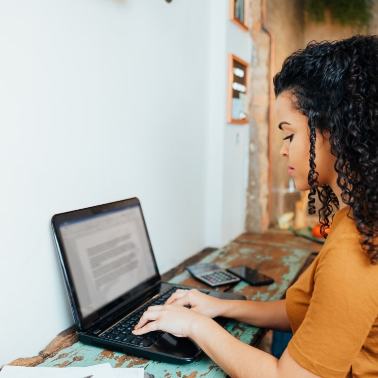 To hire a French-speaking virtual assistant is a game-changer for your company. Savor the perks from diversity to globalization without bloating the budget.