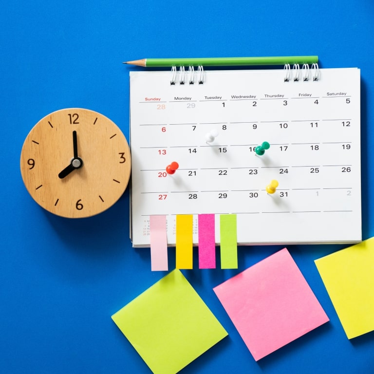 While renowned event planners take over the event planning world, hush-hush, it’s the event planning remote administrative assistant who helps make it happen.